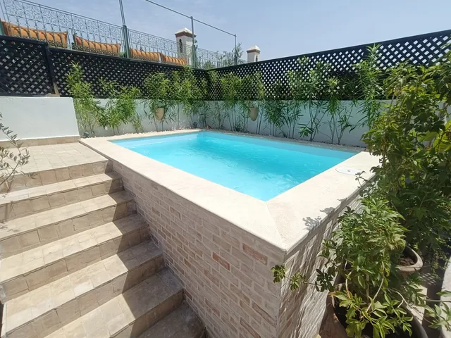 Piscine hors-sol sur toit-terrasse : les points à vérifier
